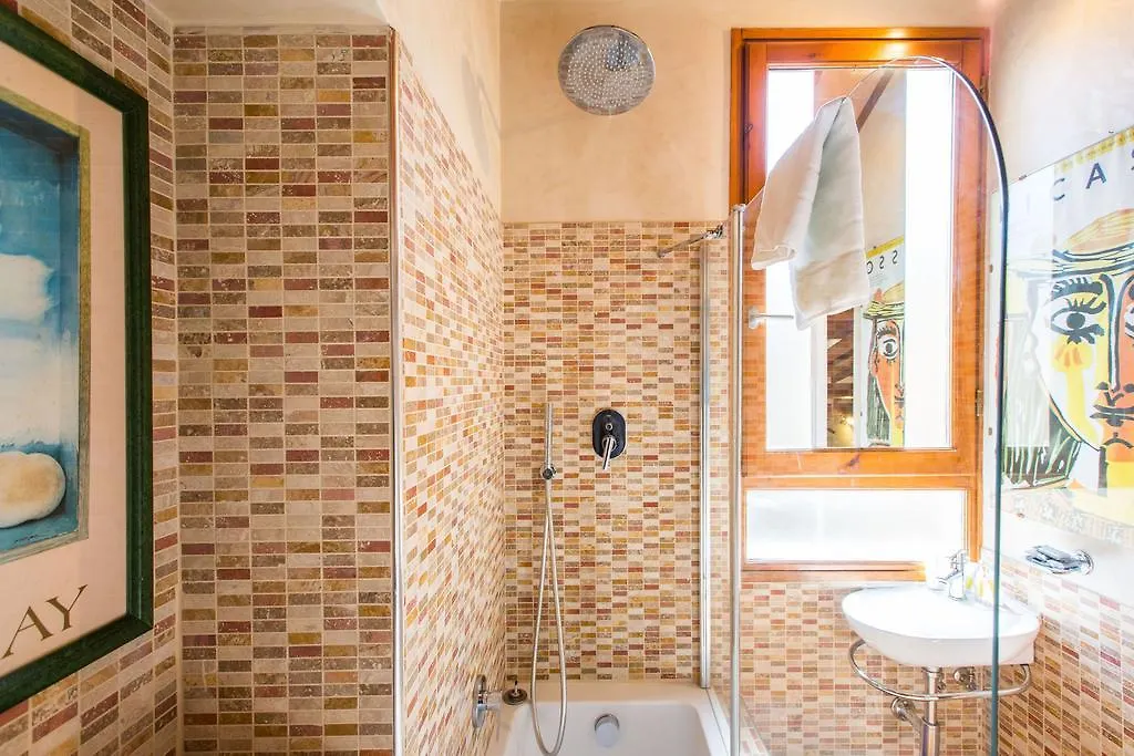 Bohemienne Penthouse Apartment Florence Italy