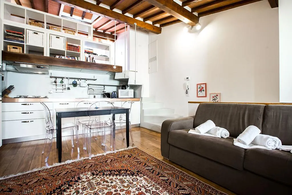 Bohemienne Penthouse Apartment Florence